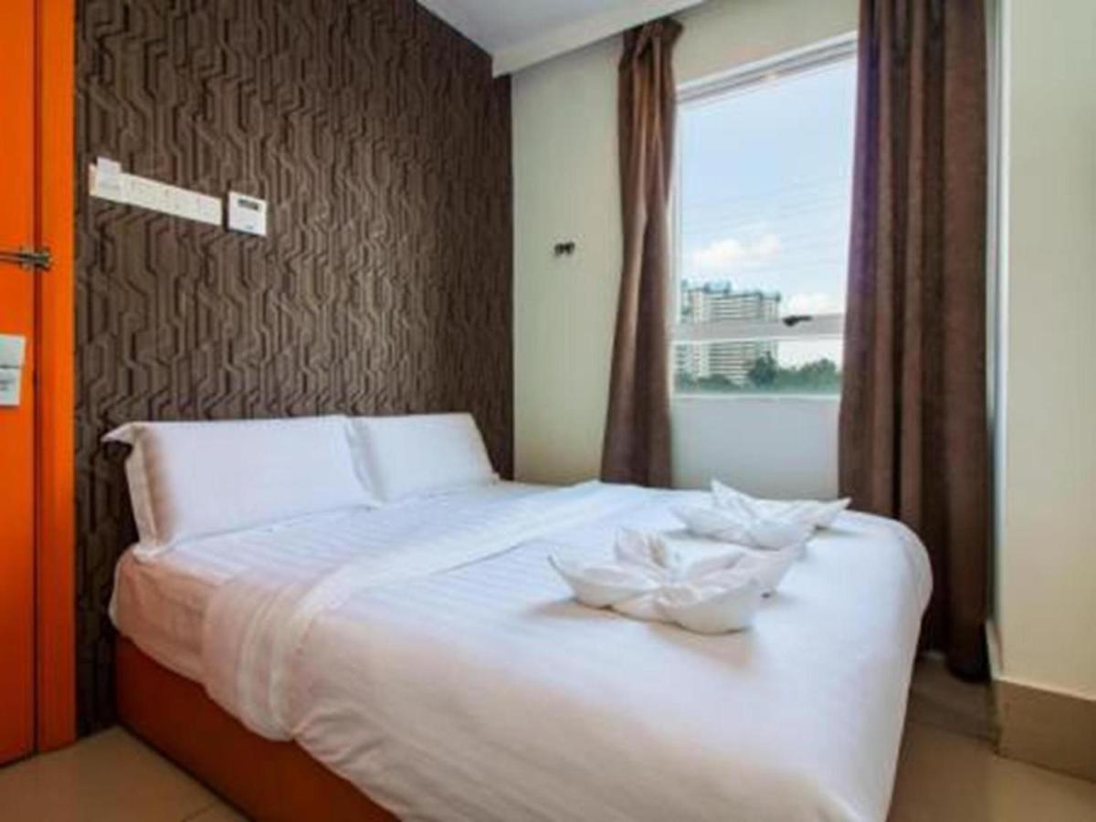 קואלה לומפור 1 Hotel Taman Connaught מראה חיצוני תמונה